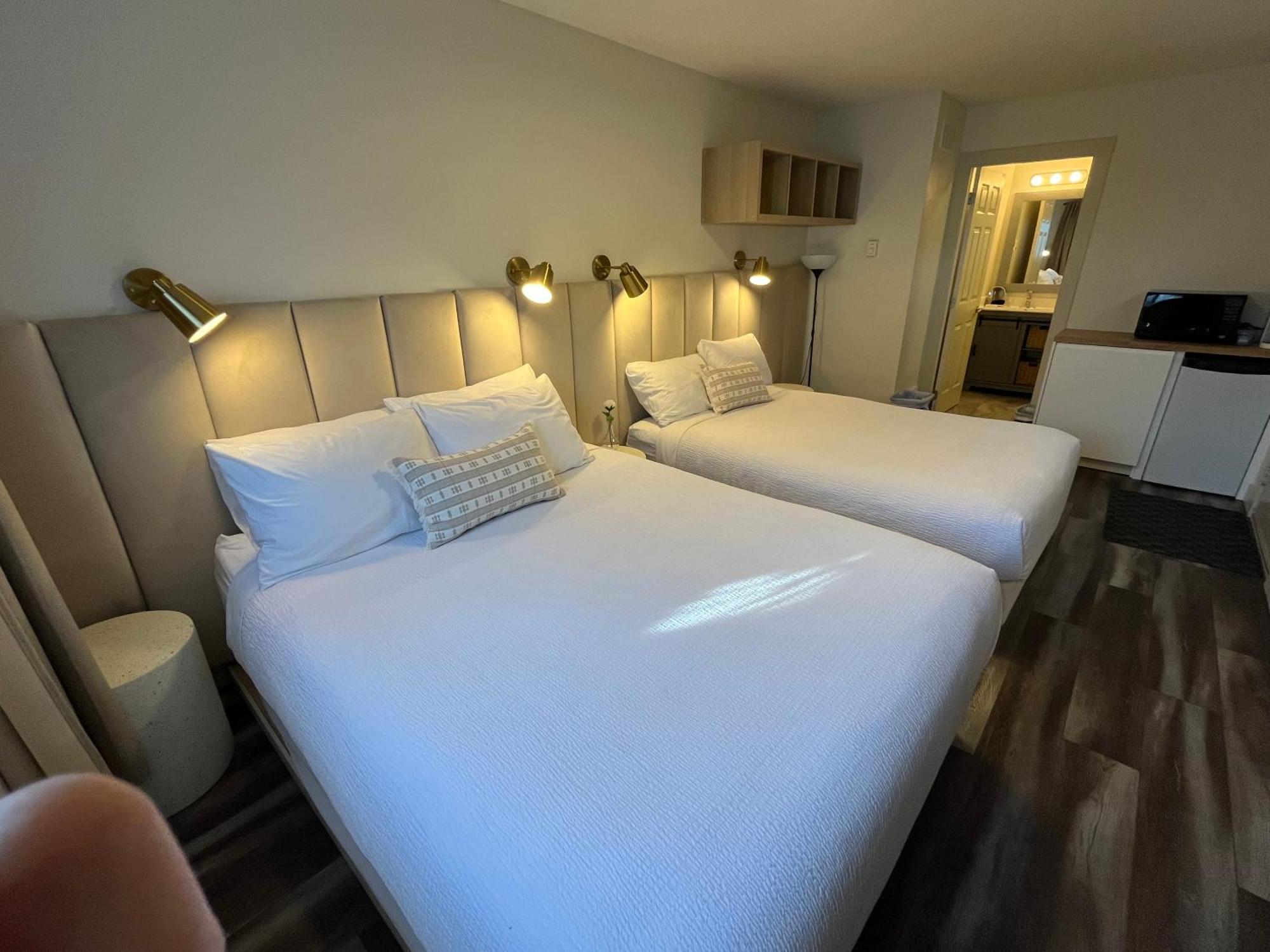 Lakeside Villa & Nordic Spa 彭蒂克顿 外观 照片