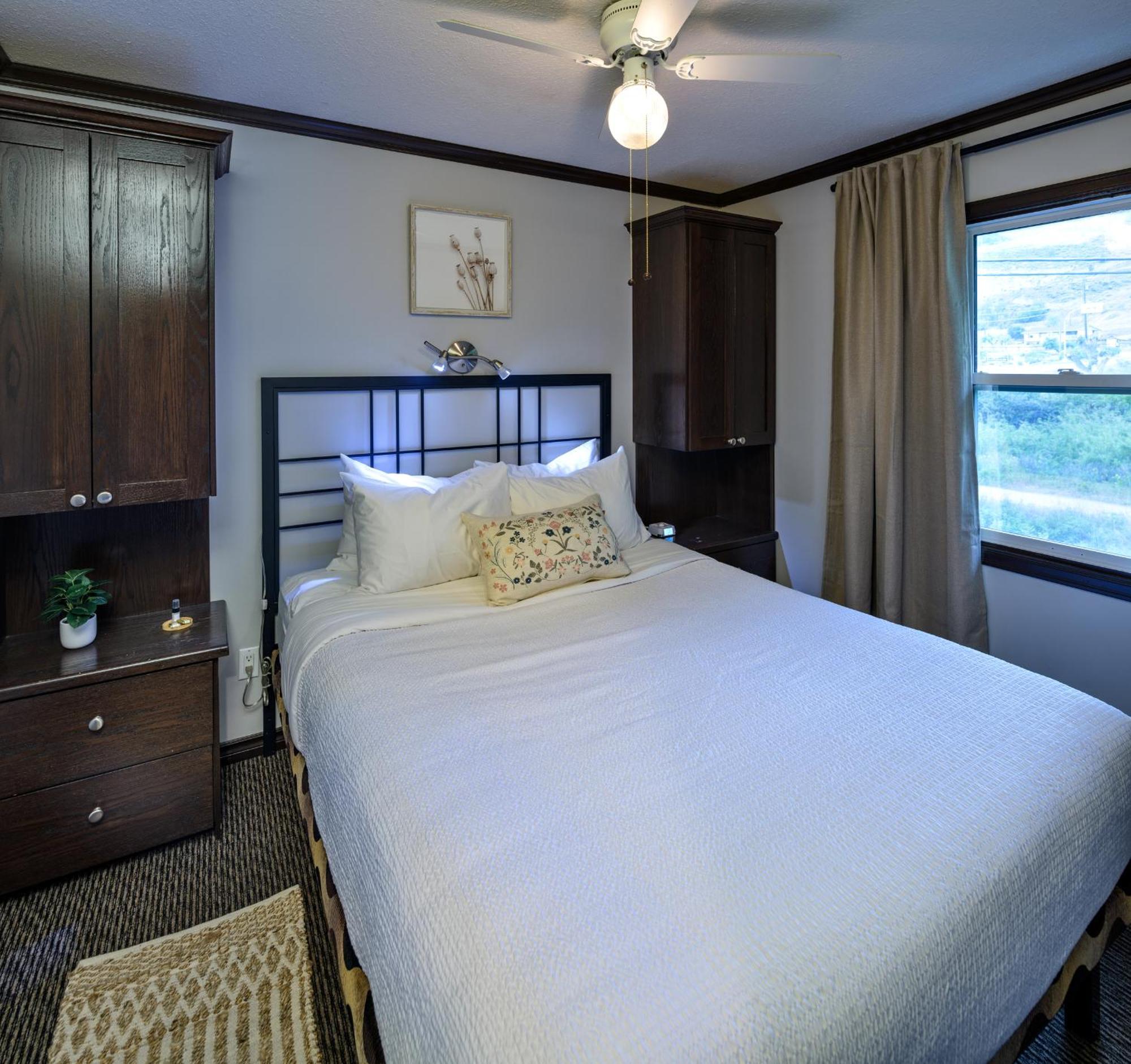 Lakeside Villa & Nordic Spa 彭蒂克顿 外观 照片