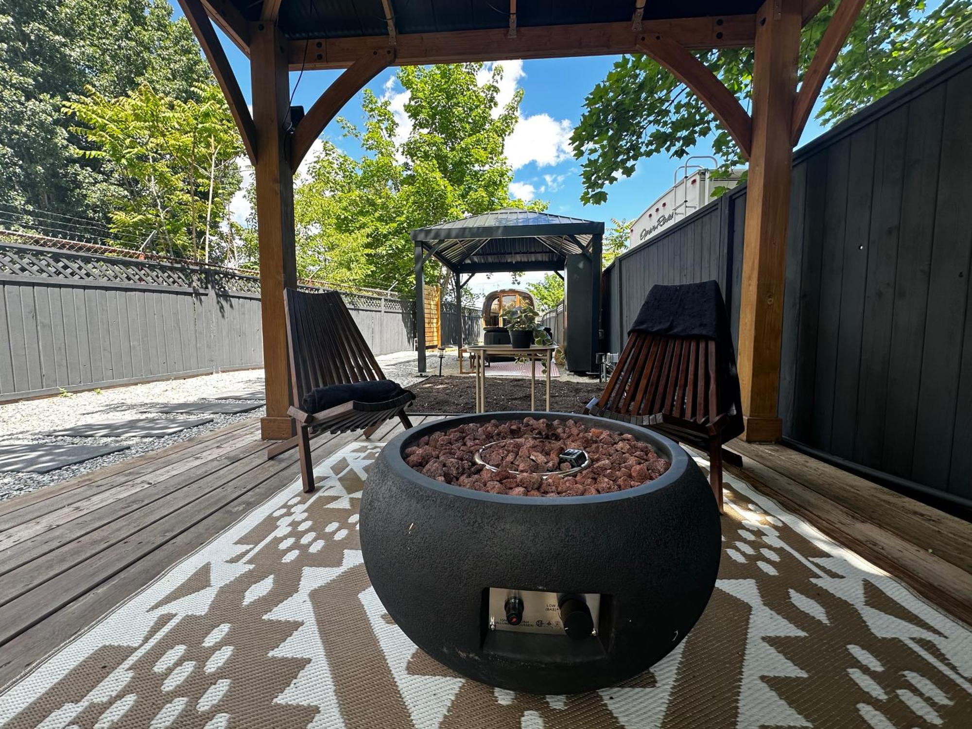 Lakeside Villa & Nordic Spa 彭蒂克顿 外观 照片