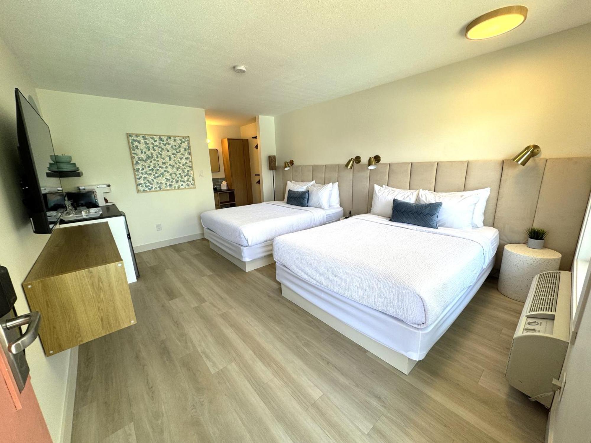 Lakeside Villa & Nordic Spa 彭蒂克顿 外观 照片